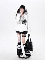 Mixing retro aesthetics with modern functionality, this hoodie features a removable faux fur-lined hood for versatile styling. The oversized cut and neutral grey-white palette offer effortless urban vibes, while brushed fleece interior ensures cozy warmth. Ideal for expressing low-key, laid-back street style with a nostalgic twist.