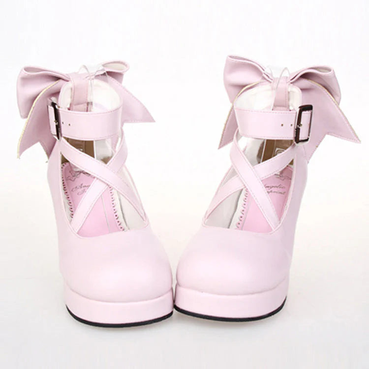 "Dreamy Confectionery"&nbsp;— Inspired by the simplicity and charm of classic French patisserie, these heels blend playful sweetness with timeless Lolita elegance. The minimalist solid color design emphasizes versatility, while the oversized bow detail adds a whimsical touch, evoking the joy of unwrapping a delicate candy.
