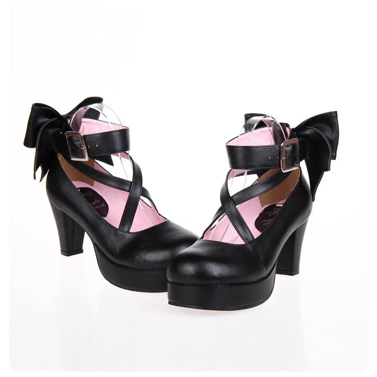 "Dreamy Confectionery"&nbsp;— Inspired by the simplicity and charm of classic French patisserie, these heels blend playful sweetness with timeless Lolita elegance. The minimalist solid color design emphasizes versatility, while the oversized bow detail adds a whimsical touch, evoking the joy of unwrapping a delicate candy.