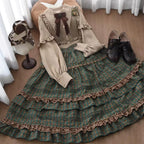 Design Concept:
This Lolita skirt in green showcases a delightful patchwork design crafted from soft, breathable cotton. The contrasting color blocks and gracefully flowing silhouette create a playful yet refined look, making it perfect for daily wear, tea parties, or casual Lolita gatherings.