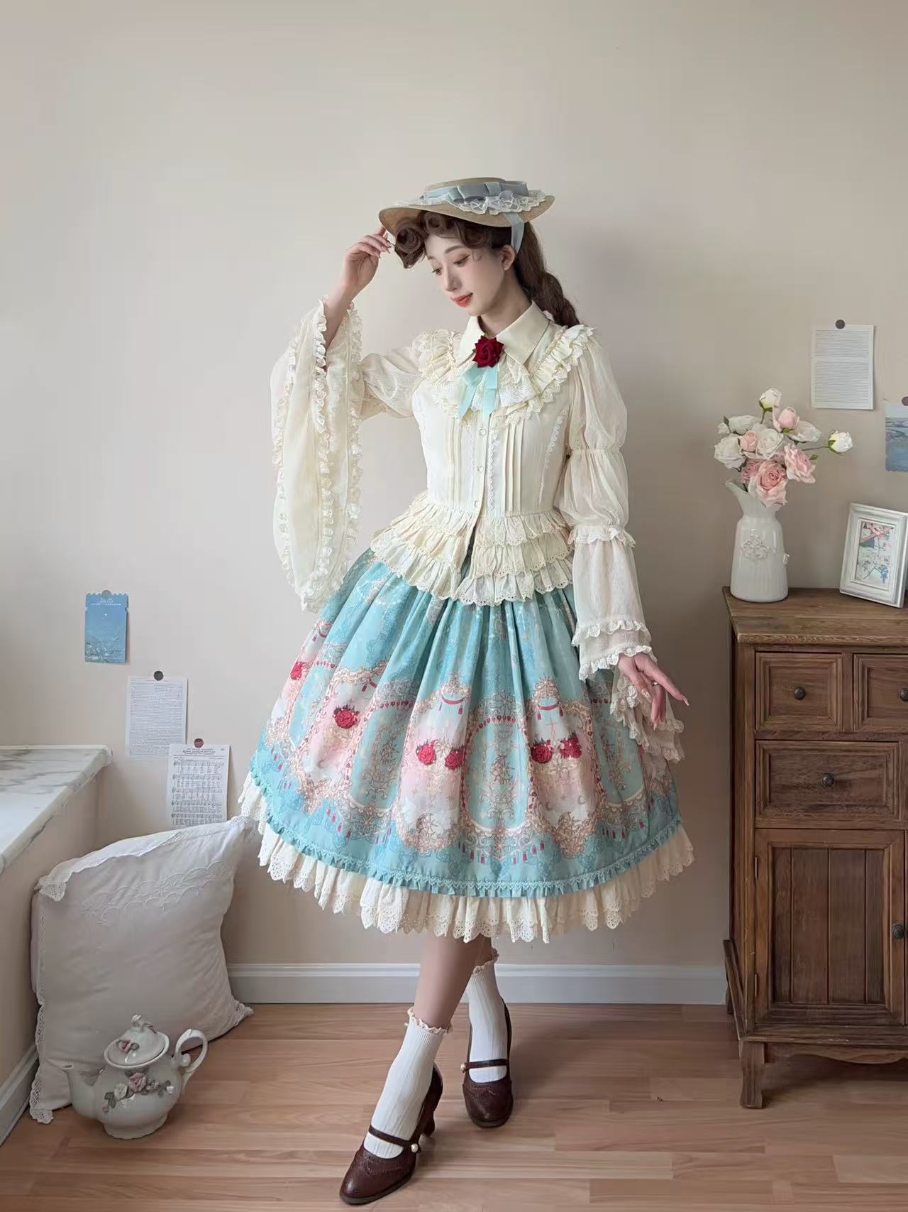 Design Concept:
This Lolita skirt in lake blue features a high-waist design with a delicate lace hem and charming rose print throughout, capturing a sweet and elegant Lolita aesthetic. The combination of soft color and floral detail adds a touch of romance, making it perfect for daily wear, tea parties, or casual Lolita gatherings.