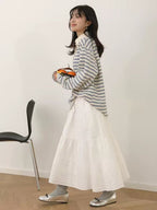 Design Concept:
This Lolita skirt in pure white is crafted from soft, breathable cotton with a comfortable elastic waistband. Designed in a versatile midi length, it offers a relaxed yet elegant silhouette that pairs effortlessly with various Lolita blouses and accessories. The simplicity of the design highlights a clean and classic charm, making it suitable for daily wear, casual outings, or layering for seasonal Lolita looks.