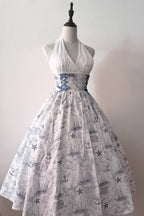 Design Concept:
This Lolita skirt in white features a charming nautical sailboat print and a high-waist puffed silhouette, showcasing a blend of vintage elegance and playful Lolita style. The generous skirt flare creates a graceful, voluminous look, perfect for daily wear, tea parties, or casual Lolita gatherings. Crafted from soft, breathable fabric, it offers comfort while maintaining a structured, eye-catching silhouette.