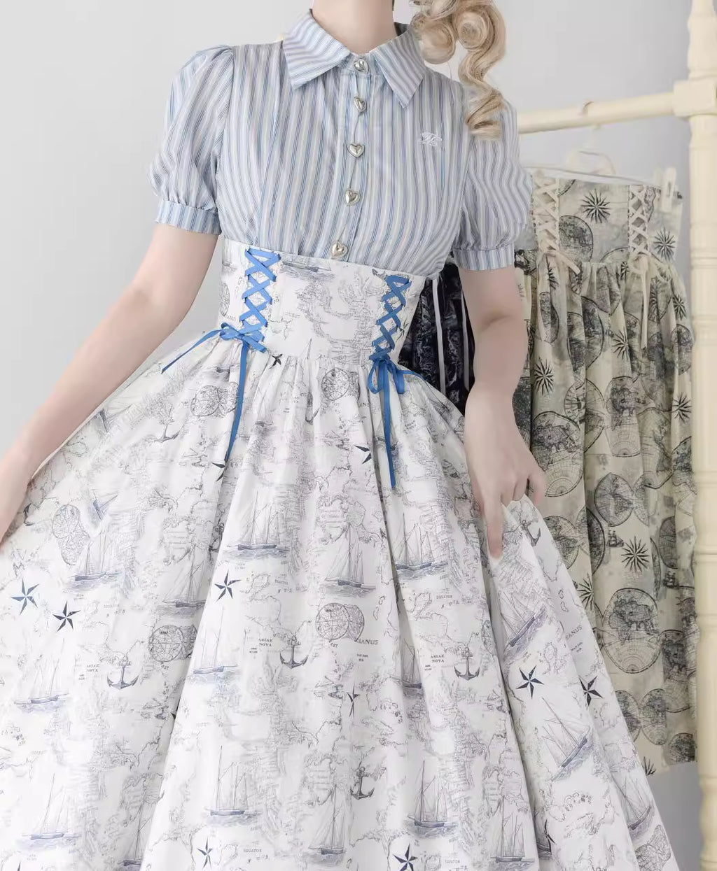Design Concept:
This Lolita skirt in white features a charming nautical sailboat print and a high-waist puffed silhouette, showcasing a blend of vintage elegance and playful Lolita style. The generous skirt flare creates a graceful, voluminous look, perfect for daily wear, tea parties, or casual Lolita gatherings. Crafted from soft, breathable fabric, it offers comfort while maintaining a structured, eye-catching silhouette.