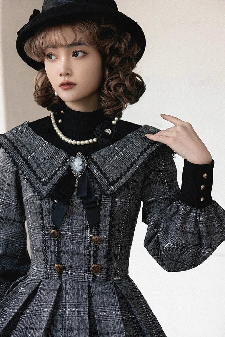 [Pre] Classic British Style Autumn Lolita Dress Elegant Plaid Long Sleeved Dress OP