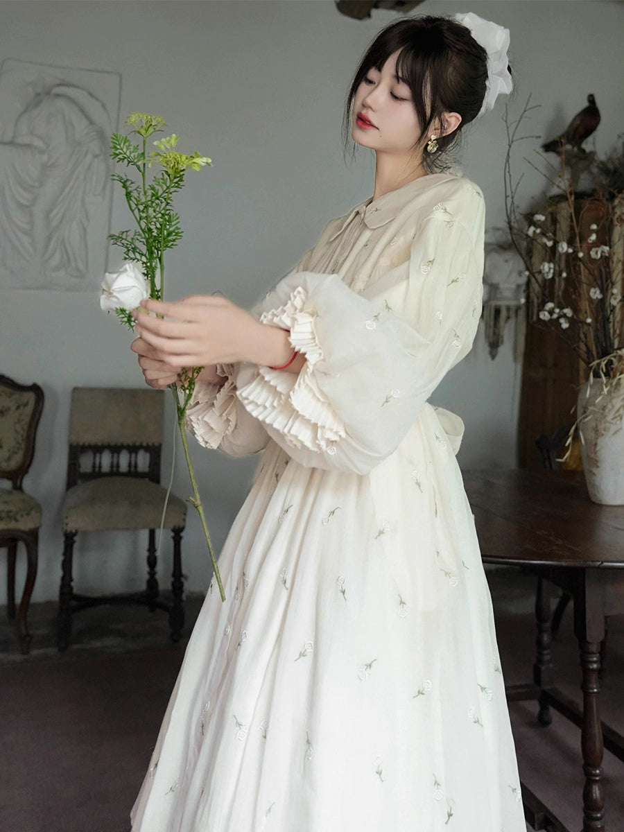 Design Concept:
This Classic Lolita dress in pristine white combines vintage elegance with playful charm. Featuring intricate embroidery on the bodice, delicate lantern sleeves, and a ribbon tie at the waist, the dress creates a refined yet whimsical silhouette. The puffed doll-style skirt adds volume and movement, making it perfect for daily wear, tea parties, or casual Lolita gatherings.