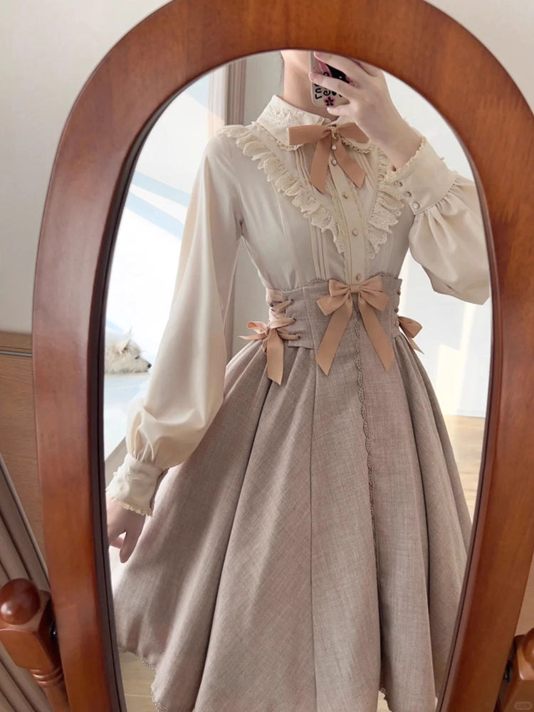 Design Concept:
This Classic Lolita pastoral set in soft apricot features a delicate blouse with a bow waist tie, paired with a matching skirt. Drawing inspiration from countryside charm, the design blends youthful sweetness with refined elegance. The light tones and graceful silhouette capture a romantic pastoral vibe, making it perfect for daily wear or tea party gatherings.
