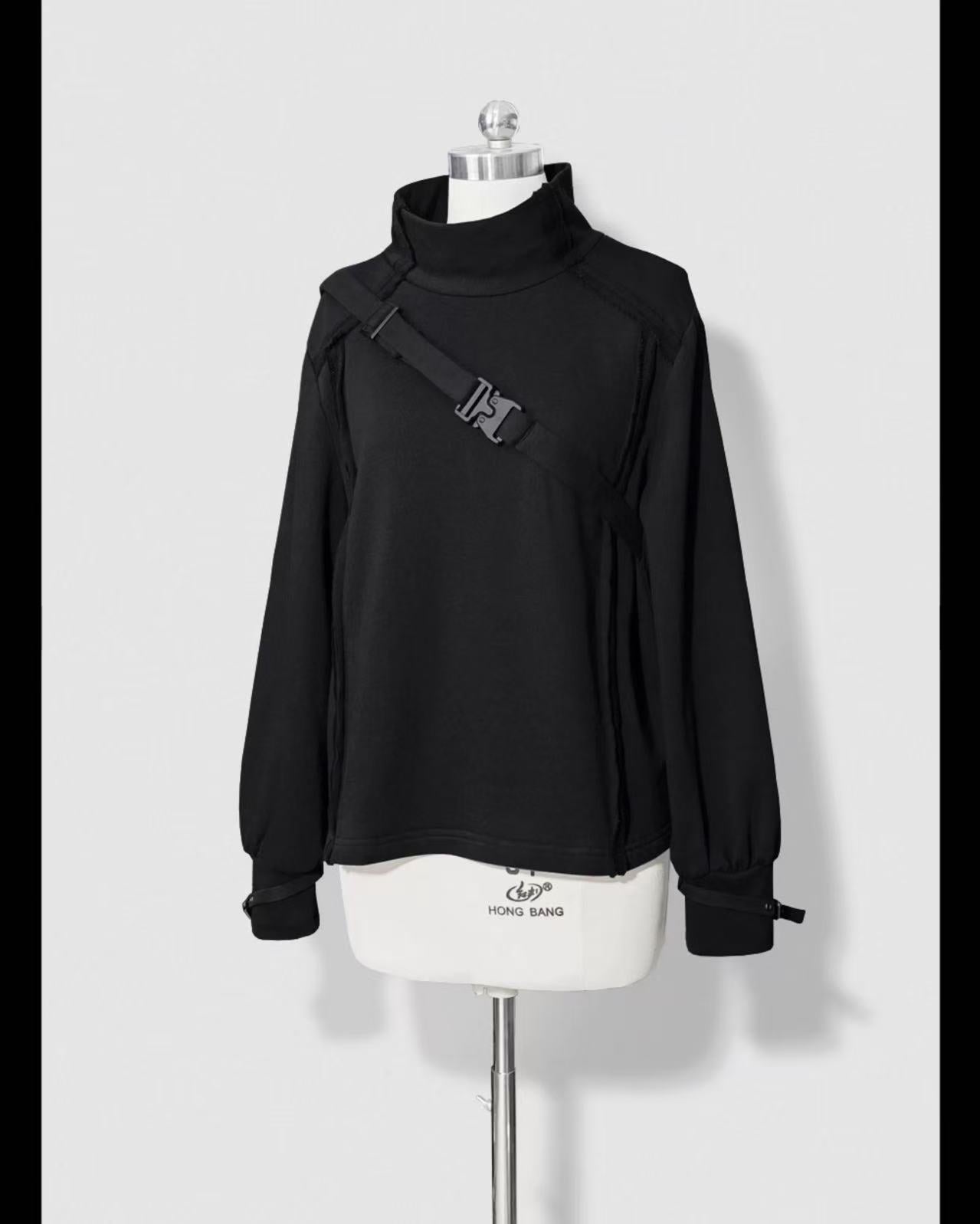 Design Concept:
This unisex Lolita-style black sweatshirt blends dark aesthetics with a modern cool flair. Featuring a sleek stand collar and a relaxed silhouette, it delivers both comfort and edge. The minimalist design is accented with subtle stylish details, making it versatile for casual wear, street fashion, or Ouji-inspired coordinates. Crafted for all seasons, this piece is ideal for layering or wearing as a statement top in everyday outfits.
