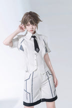 Design Concept:
This Ouji-style Lolita shirt in classic white combines a crisp, clean aesthetic with a boyish charm. Featuring short sleeves and a tailored fit, it offers both comfort and style. The minimalist design makes it versatile for daily wear, casual outings, or tea party gatherings. Perfect for creating a refined yet playful Lolita look, suitable for both male and female styling.