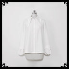Design Concept:
This Lolita long-sleeve blouse comes in a refined white and Klein blue color combination, designed in a charming small prince style. Crafted for both comfort and elegance, it is suitable for both male and female Lolita enthusiasts. The tailored silhouette and classic design make it perfect for daily wear, tea parties, or casual Lolita gatherings.