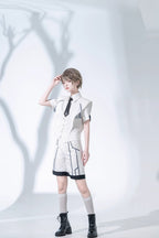 Design Concept:

These Ouji Fashion Lolita shorts in black and white feature a sleek, boyish design with a high waist for a comfortable and flattering fit. Crafted for both style and ease, the shorts are perfect for daily wear, casual outings, or themed Lolita looks. The versatile two-tone color scheme adds a touch of classic elegance while maintaining a modern, edgy aesthetic. Suitable for both male and female Lolita enthusiasts seeking a refined yet playful outfit staple.