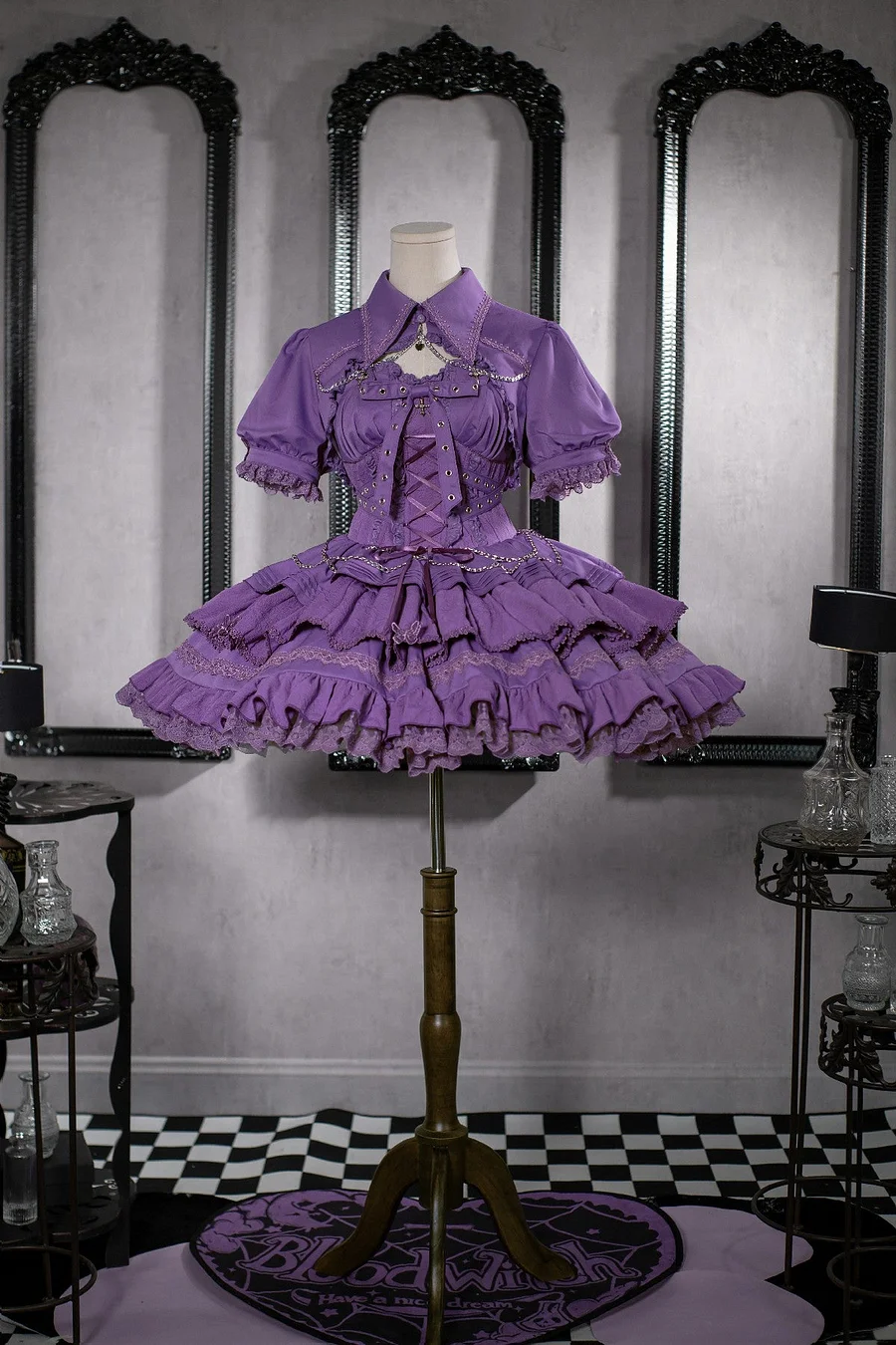 Punk Lolita Jirai Kei Fashion Punk Goth Lolita and Elegant Lolita Short Ruffles Dress