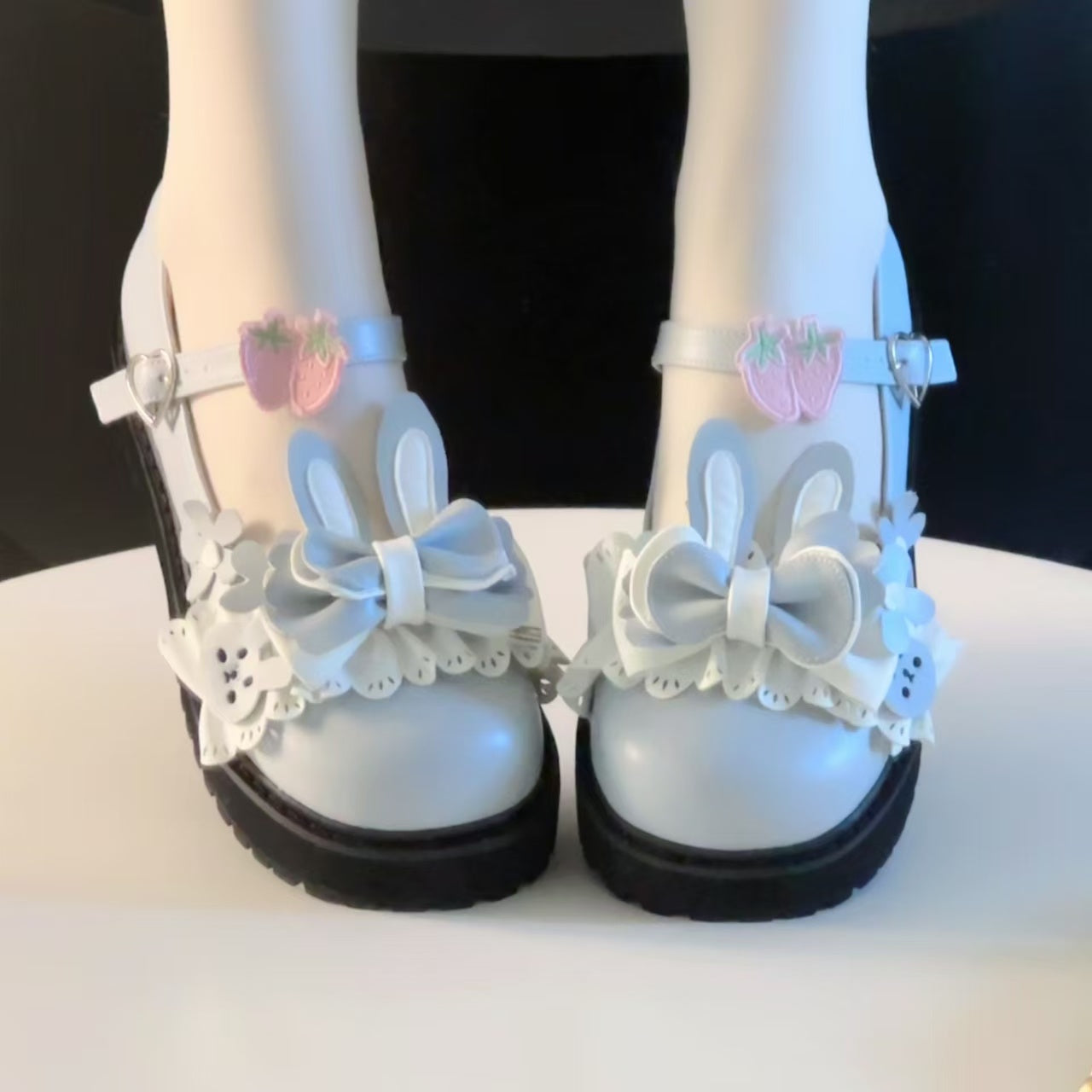 Lolita Shoes Sweet Vintage-Inspired Bunny Platforms Low Heels Round Head