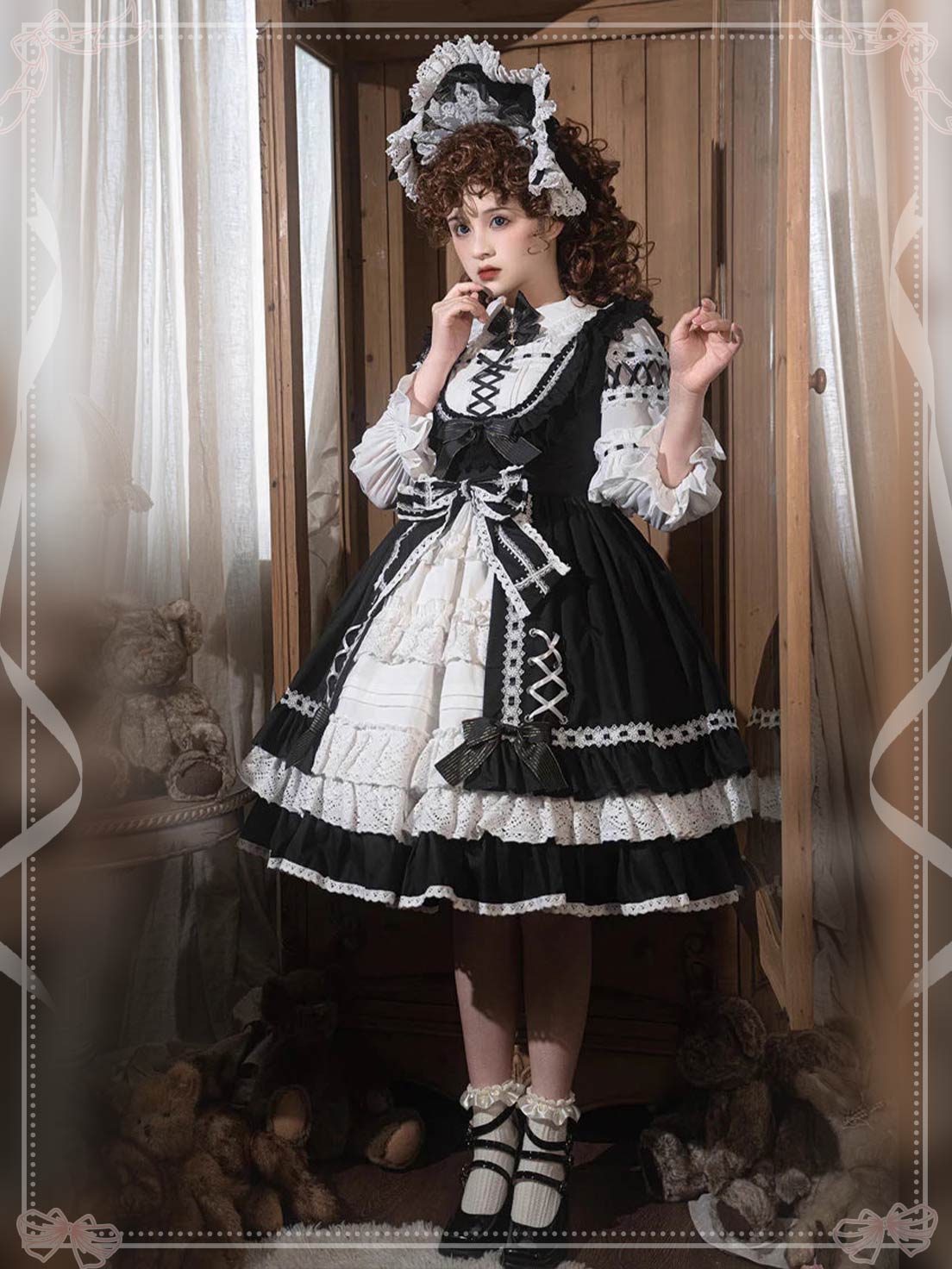 Sweet Lolita Black White Sleeveless Layer Ruffle Bow Lace JSK Dress