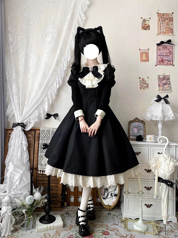 [Pre]Classic Lolita Sweet Black-white with Bowknot Apron Ruffle Lace Hem Long Dress