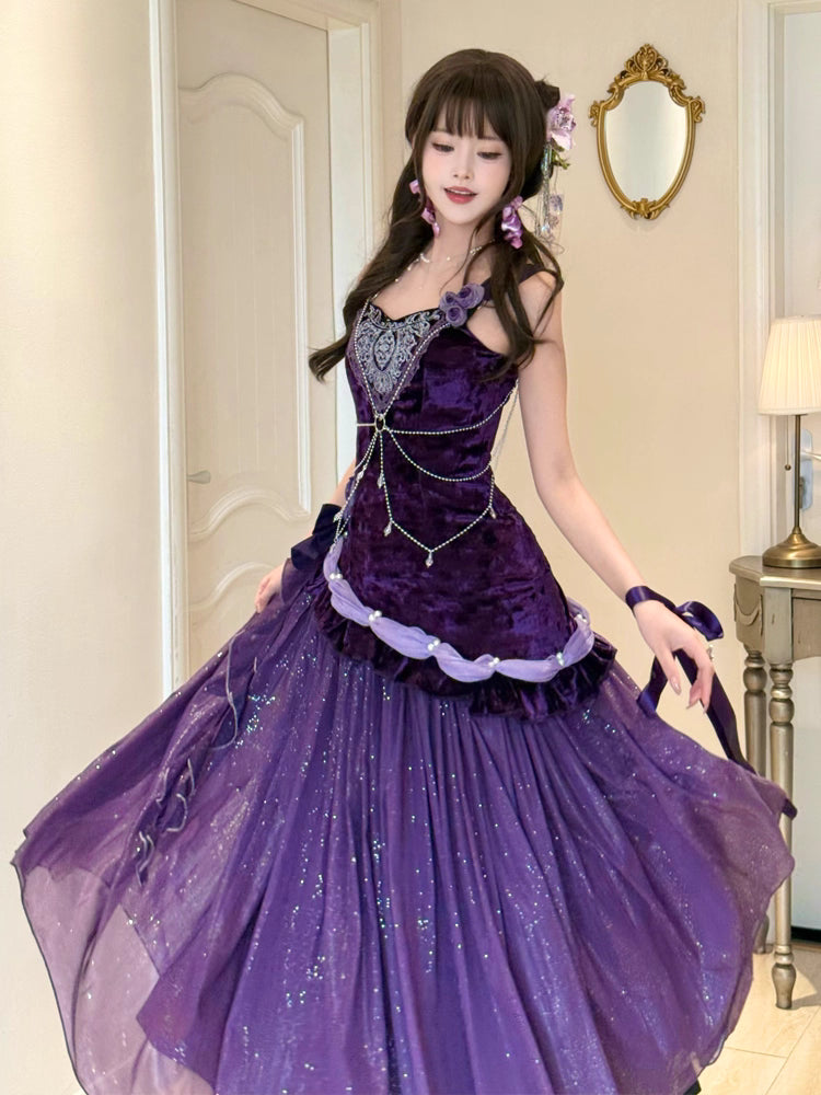 Design Concept
This enchanting Classic Lolita dress is crafted from luxurious purple velvet, offering a soft and elegant drape. Designed as a mermaid-style princess gown with delicate straps, it accentuates the silhouette while maintaining a graceful Lolita charm. Perfect for tea parties, cosplay events, or special occasions, the dress exudes sophistication and playful elegance. Its high-quality fabric ensures comfort, while the exquisite tailoring highlights every detail, making it a standout piece for any