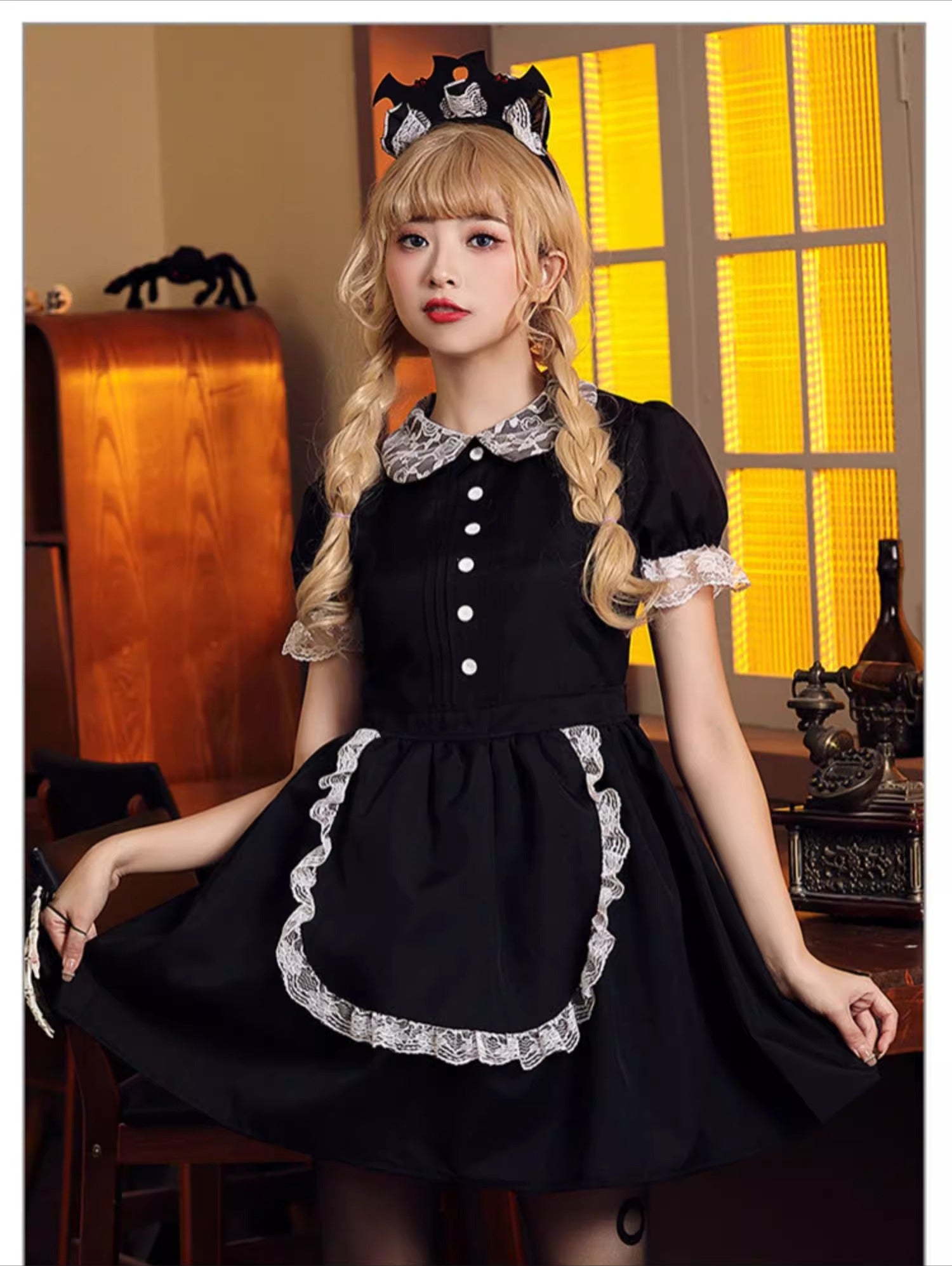 Gothic Lolita Halloween Red Black Gothic Castle Maid Dress for Women Sexy Slim Fit Cosplay Costume