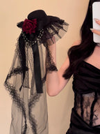 Design Concept:
This Gothic Lolita mini top hat exudes dark elegance with intricate lace overlays and refined detailing. Available in black and white, the hat is designed to complement both Gothic and Lolita fashion ensembles, making it perfect for cosplay, photoshoots, or themed parties. Its petite size allows it to sit delicately on the head, adding a dramatic yet cute accent to any outfit.