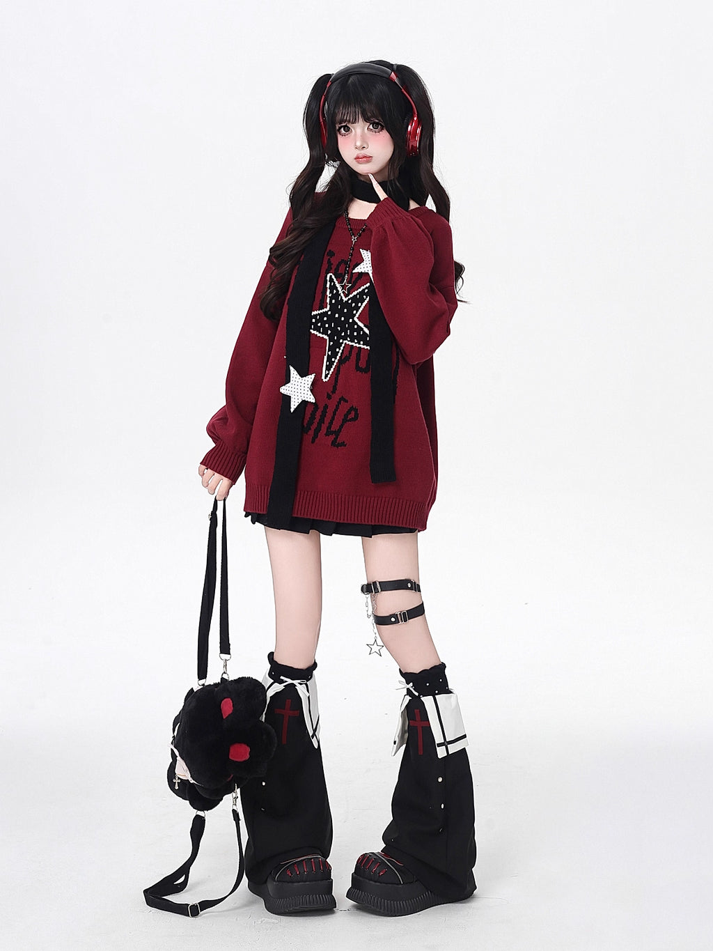 Design Concept:

This Lolita Blouses pullover sweater combines playful charm with cozy comfort, crafted in black and wine red with delicate polka dot and star patterns. Featuring a classic round neck and a loose, relaxed fit, it offers an effortlessly sweet aesthetic perfect for autumn and winter casual wear. Each sweater comes with a matching scarf, adding an extra layer of warmth and style to complete your Lolita-inspired look. Ideal for daily outings, meetups, or tea parties, this sweater blends cute des