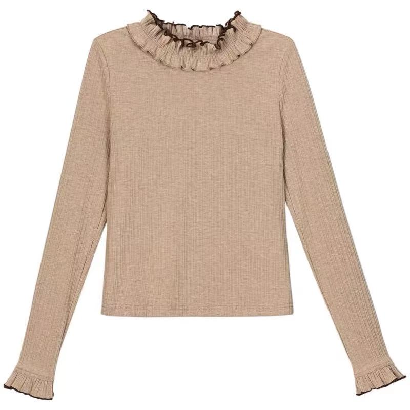 Design Concept:
This Lolita blouse in soft khaki knit is designed with a slim-fit silhouette to highlight the natural curves while maintaining a comfortable, elegant look. The fine knit fabric offers warmth and flexibility, making it ideal for layering under dresses or skirts. Subtle detailing and a refined cut give it a timeless Lolita charm, suitable for daily wear, casual outings, or autumn and winter tea parties.