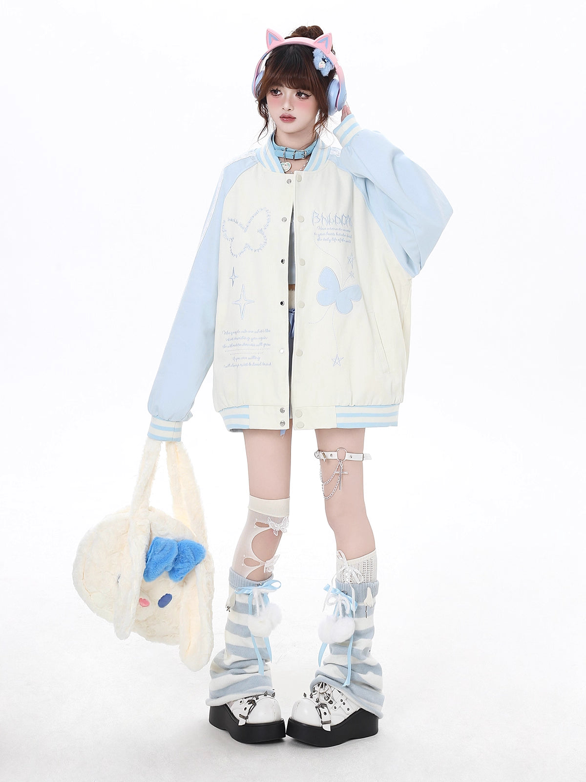 Design Concept:
This Lolita-inspired baseball jacket combines a sweet and playful aesthetic with casual comfort. Crafted in black and beige, the jacket features a subtle bow detail that adds a touch of charm to its relaxed silhouette. Perfect for spring outings, casual streetwear, or layering over cute outfits, it balances a sporty look with feminine Lolita flair. Its loose fit ensures comfort and versatility, making it an ideal choice for everyday wear or themed fashion.