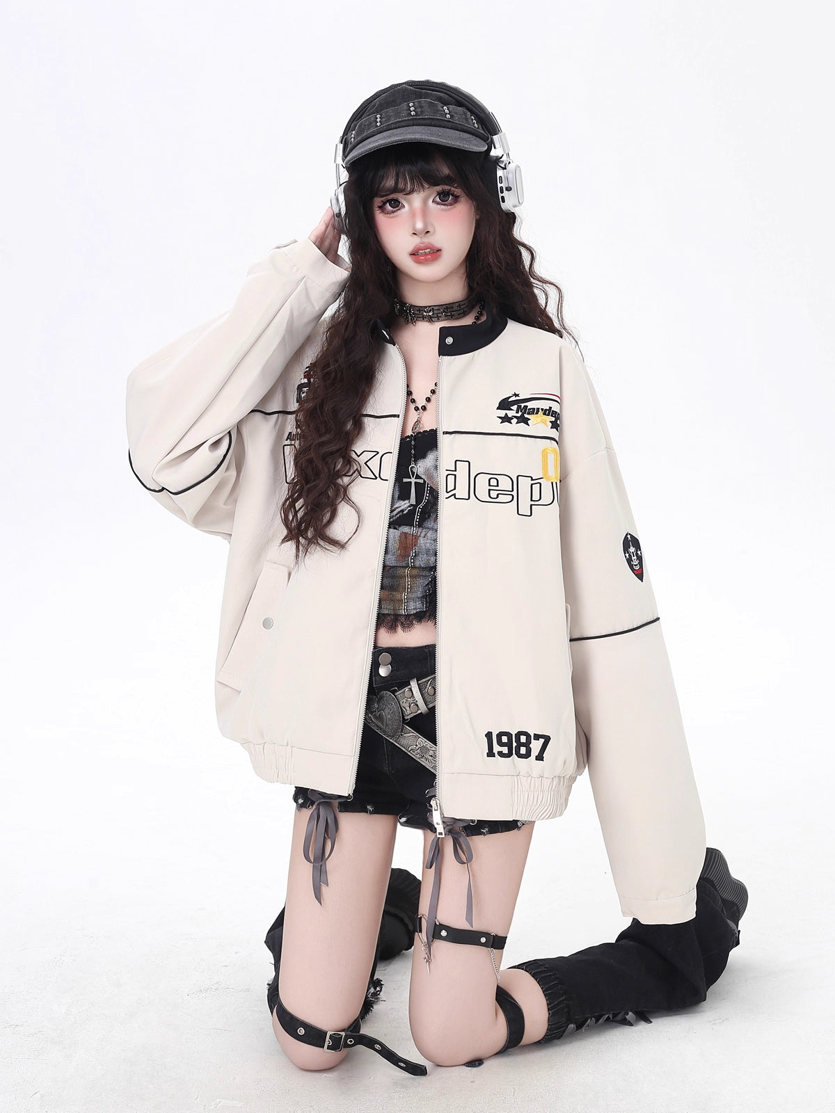 Design Concept:

Design Concept:
This Lolita coat blends retro American motorcycle style with a sweet casual touch, perfect for autumn and winter. Available in black, red, and apricot, the jacket is designed with a classic baseball silhouette that feels both vintage and versatile. The loose fit allows for comfortable layering, while the contrasting details and structured design highlight a bold, youthful streetwear aesthetic. Whether worn for daily outings or seasonal gatherings, this coat offers warmth and
