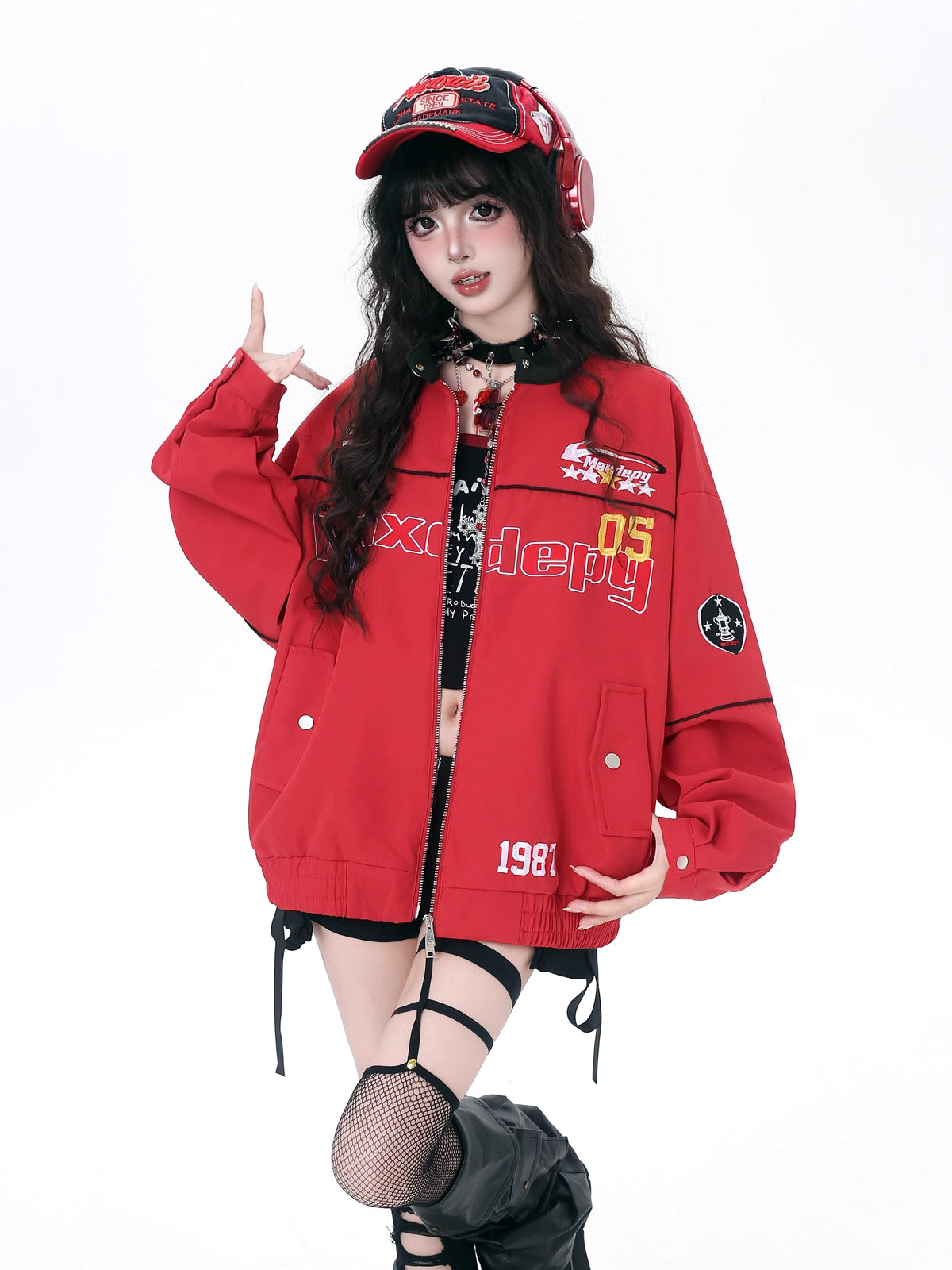 Design Concept:

Design Concept:
This Lolita coat blends retro American motorcycle style with a sweet casual touch, perfect for autumn and winter. Available in black, red, and apricot, the jacket is designed with a classic baseball silhouette that feels both vintage and versatile. The loose fit allows for comfortable layering, while the contrasting details and structured design highlight a bold, youthful streetwear aesthetic. Whether worn for daily outings or seasonal gatherings, this coat offers warmth and