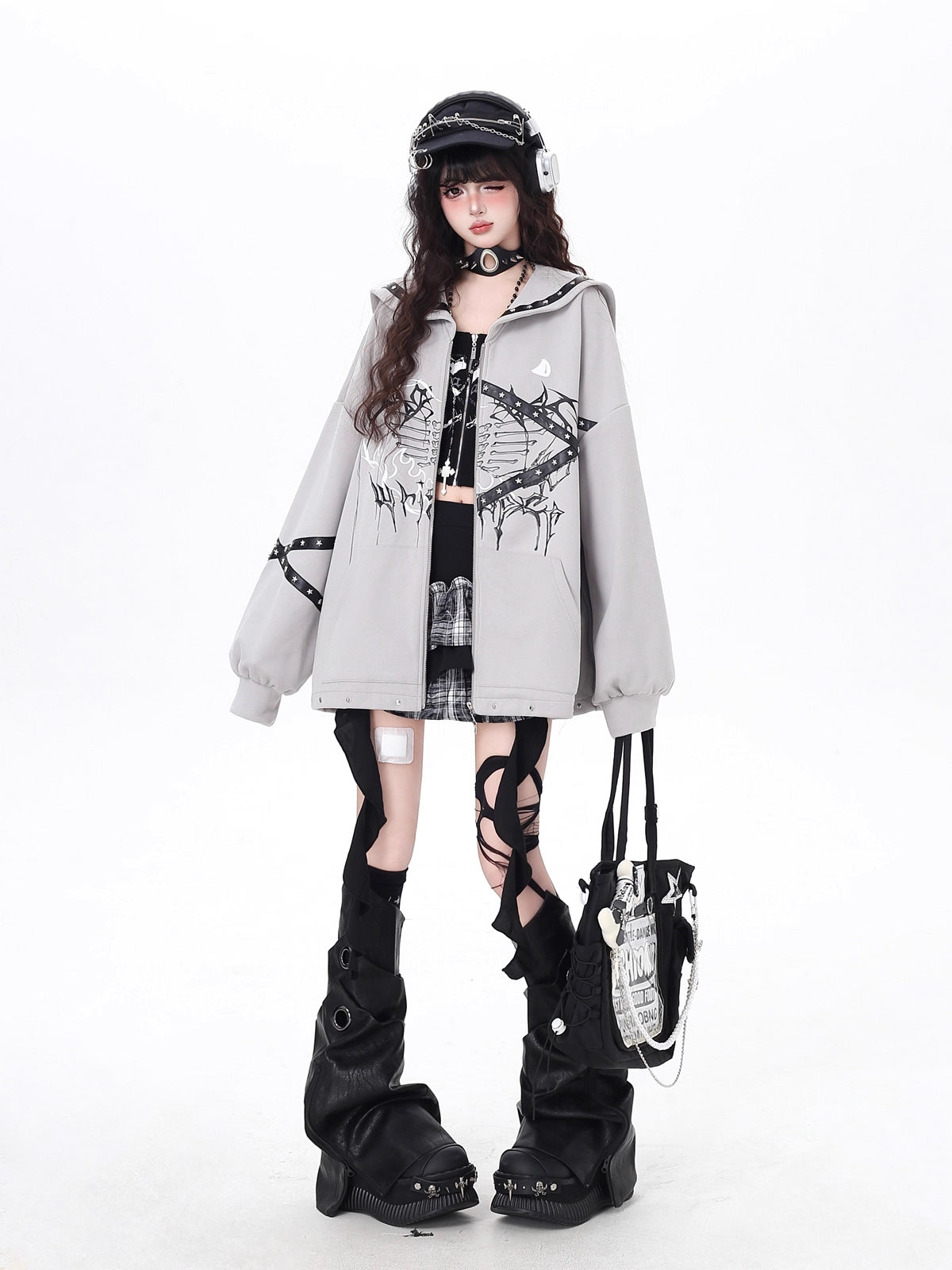 This Lolita coat blends a gothic aesthetic with a Japanese sailor-inspired design, creating a unique fusion of dark romance and subculture charm. Available in light gray and dark gray, the outerwear features a loose fit that ensures both comfort and style, making it an essential layering piece for the autumn season.The sailor collar adds a touch of vintage-inspired elegance, while the relaxed silhouette brings a modern casual vibe perfect for daily wear. Its versatile shades of gray provide easy coordinatio