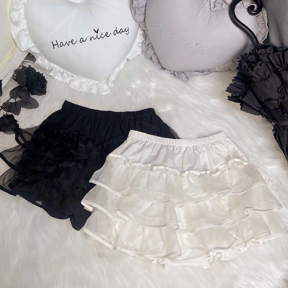 Design Concept:
Step into timeless elegance with our Lolita Safety Bloomers, expertly crafted to blend classic Japanese JK school style with practical modern design. These beautifully layered bloomers feature a delicate crinoline structure that creates the perfect subtle puff while providing complete coverage and peace of mind with their anti-peek design.