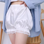 Design Concept:
These Lolita shorts are designed for both functionality and style, available in black and white. Featuring two options—delicate lace trim or a simple basic design—they provide comfortable coverage while preventing exposure, making them perfect for daily wear, cosplay, or pairing with skirts and dresses. The high-waist cut ensures a flattering silhouette while keeping a cute and elegant Lolita charm.