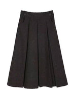 Description:
This Lolita skirt in deep gray features a high elastic waist and a gathered silhouette for a flattering A-line fit. Crafted with soft velvet fabric and accented with subtle polka dot patterns, it adds a touch of vintage elegance while maintaining playful charm. The tiered design and delicate texture make it perfect for daily wear, tea parties, or casual Lolita gatherings.