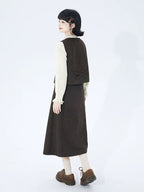 Description:
This Lolita skirt in deep gray features a high elastic waist and a gathered silhouette for a flattering A-line fit. Crafted with soft velvet fabric and accented with subtle polka dot patterns, it adds a touch of vintage elegance while maintaining playful charm. The tiered design and delicate texture make it perfect for daily wear, tea parties, or casual Lolita gatherings.