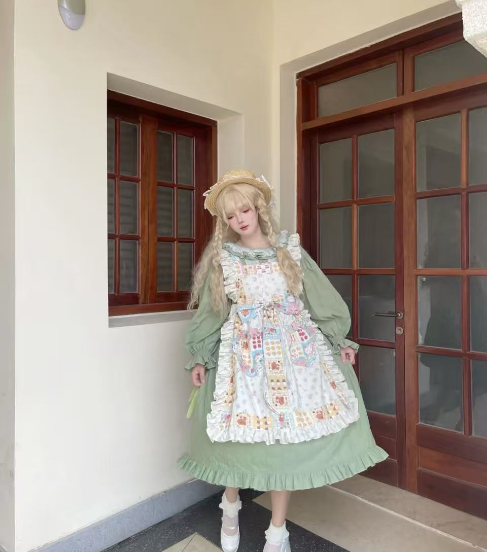 This Classic Lolita green vintage forest style long OP dress embodies a timeless and elegant aesthetic, blending rustic charm with refined Lolita fashion. The soft green tone evokes a serene and natural atmosphere, perfect for creating a graceful look. Product Details: The product includes one long dress, designed to offer a classic and enchanting Lolita outfit suitable for various occasions.