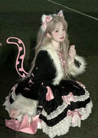 Design Concept:

This Sweet Lolita black and pink Christmas outfit combines festive charm with a cute and elegant Lolita style, featuring delicate lace and bow details for a dreamy holiday look. Product Details: The set includes a coat, a dress, a trailing tail, and a necklace, creating a coordinated ensemble perfect for Christmas events, cosplay, or special occasions.