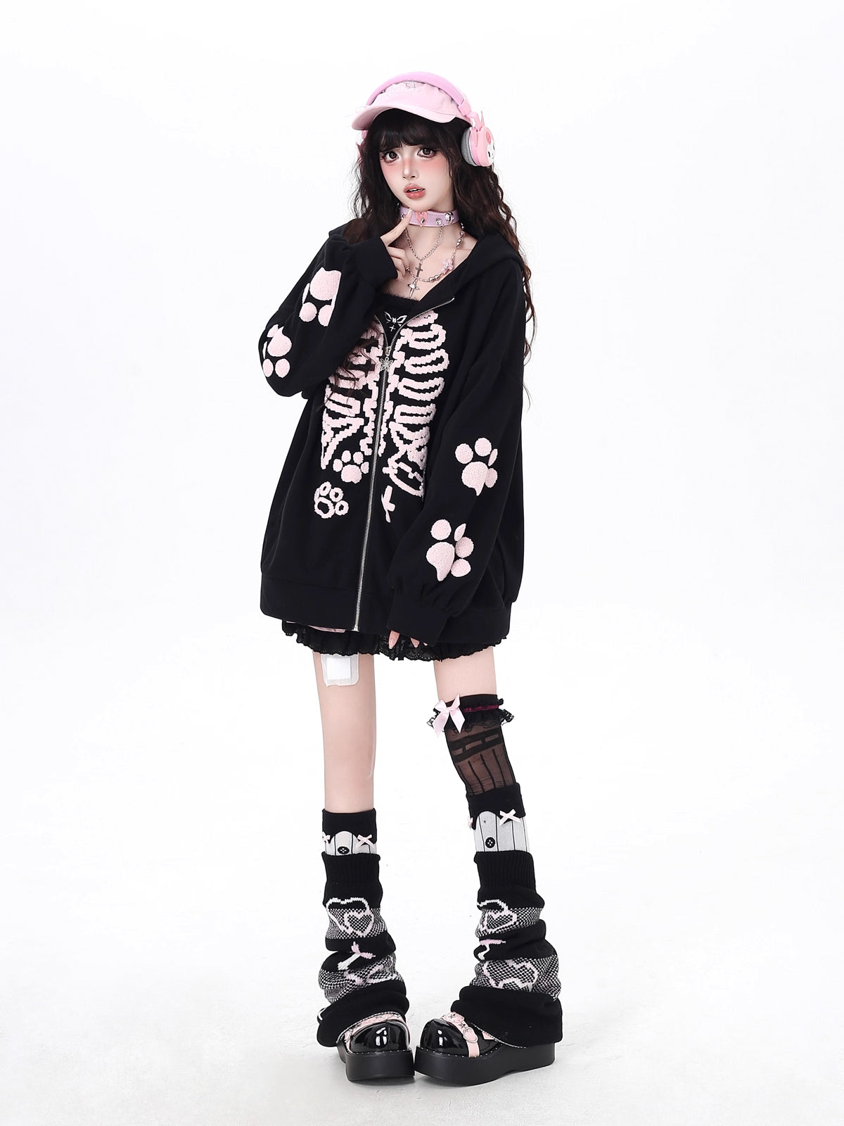 Design Concept:

This Sweet Lolita hoodie combines a soft streetwear aesthetic with refined embroidery detailing, making it both casual and elegant. Available in classic black and delicate pink, the design balances comfort and charm with its oversized silhouette. The intricate embroidery adds a touch of craftsmanship, while the loose fit ensures ease of movement for daily wear. Perfect for autumn outings, this hoodie captures a cozy yet fashionable vibe, making it an essential piece for casual wardrobes wit