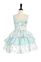 Design Concept:

This Sweet Lolita blue sleeveless JSK dress features a three-layer printed design with charming bow details, combining sweetness and elegance in a classic Lolita style. The layered silhouette adds volume and grace, making it a perfect choice for creating a dreamy and playful look. The product includes one JSK dress.