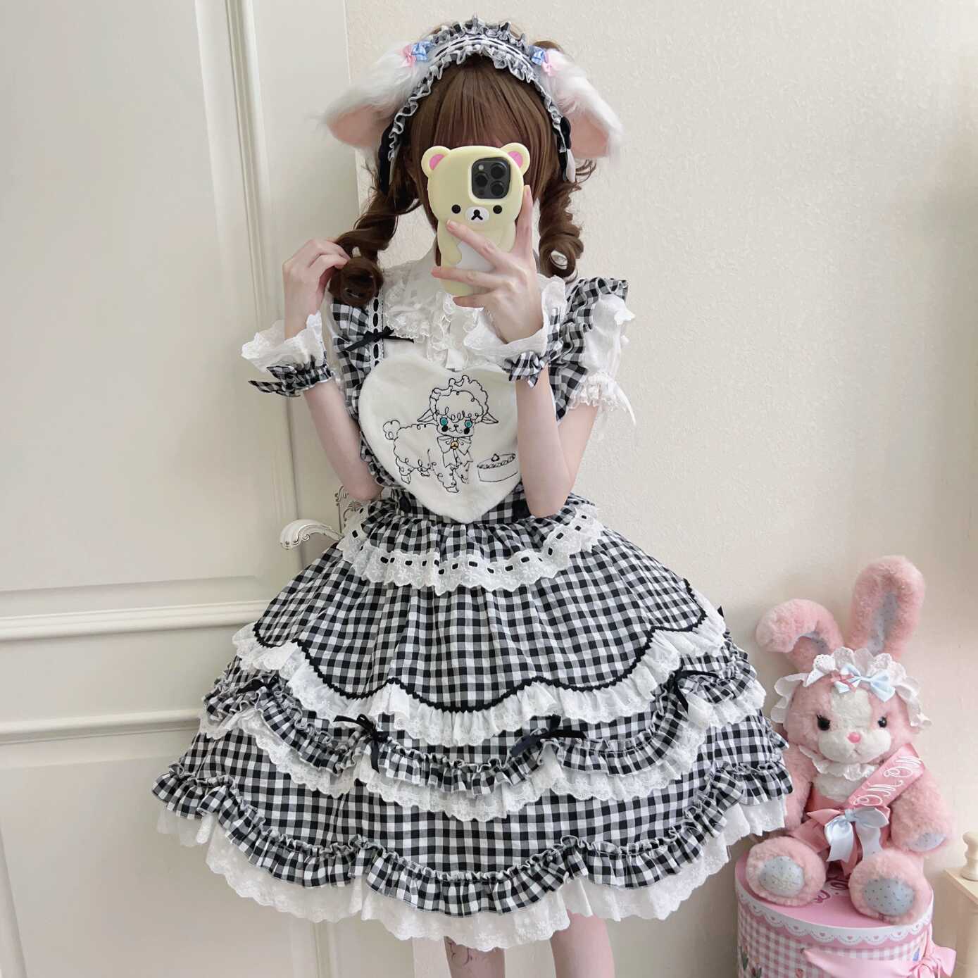 Sweet Lolita Cake Black Ruffled Collar Heart Detail Lolita Dress 