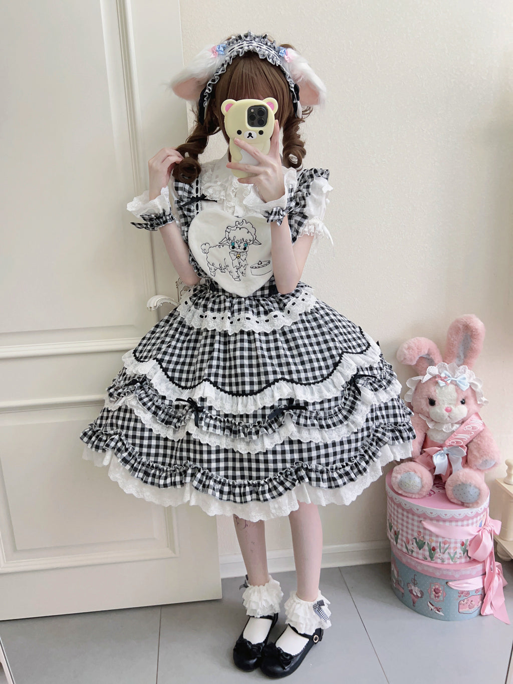 Sweet Lolita Cake Black Ruffled Collar Heart Detail Lolita Dress 