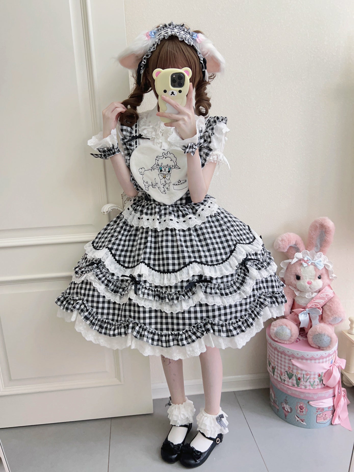 Sweet Lolita Cake Black Ruffled Collar Heart Detail Lolita Dress 