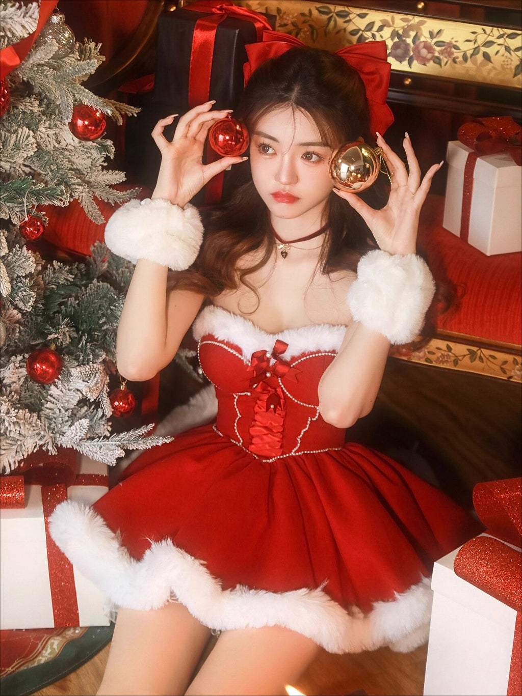 Design Concept:
Celebrate festive occasions in style with this Sweet Lolita off-shoulder dress in a rich red hue. The long sleeves and flared silhouette create a charming and elegant look, while the high-quality fabric ensures comfort and a graceful drape. Perfect for birthday parties, New Year celebrations, or any special event where a cute and refined Lolita aesthetic is desired.