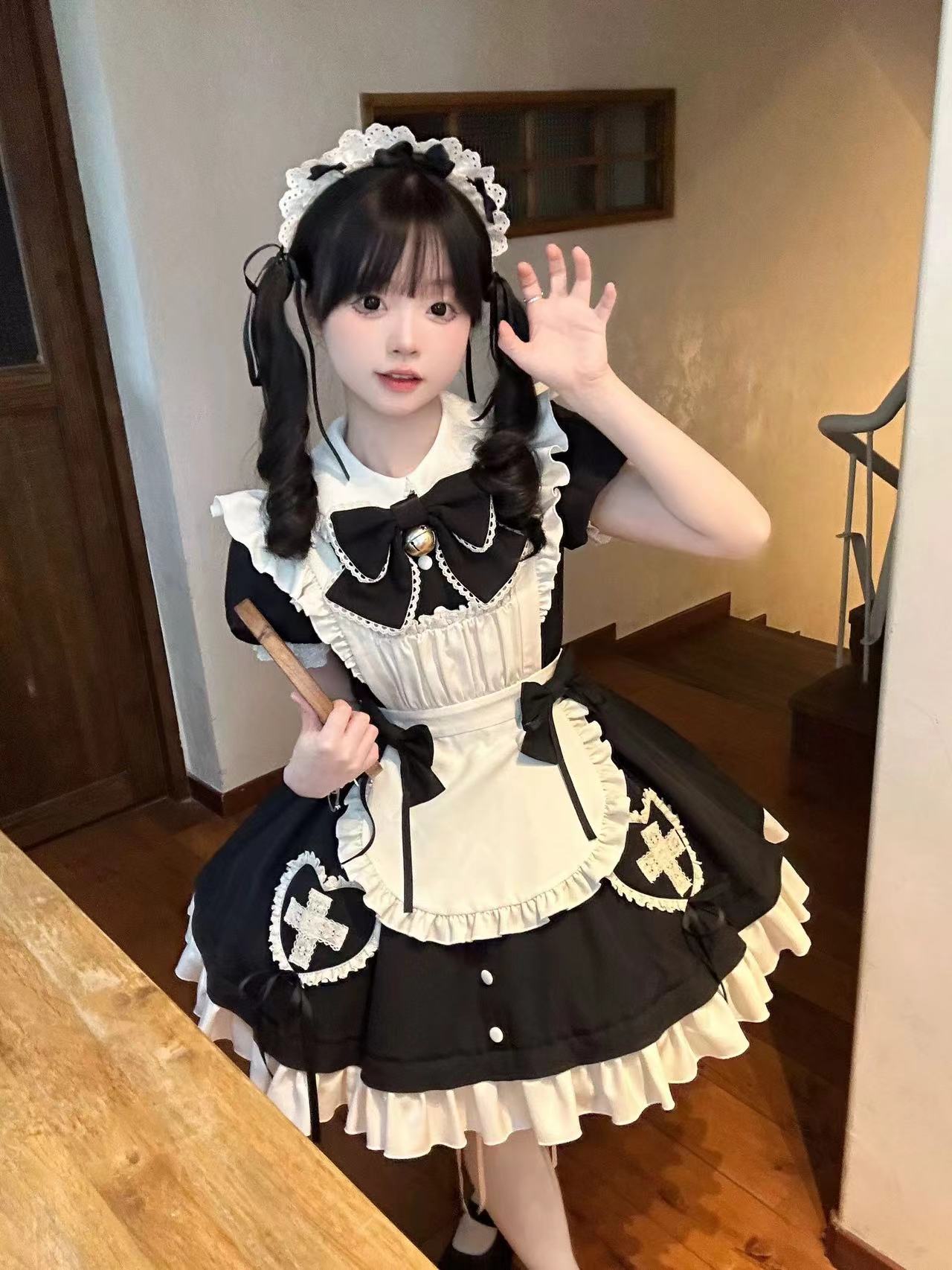 Sweet Lolita Maid Outfit Black with Bow Ruffle Short Dress